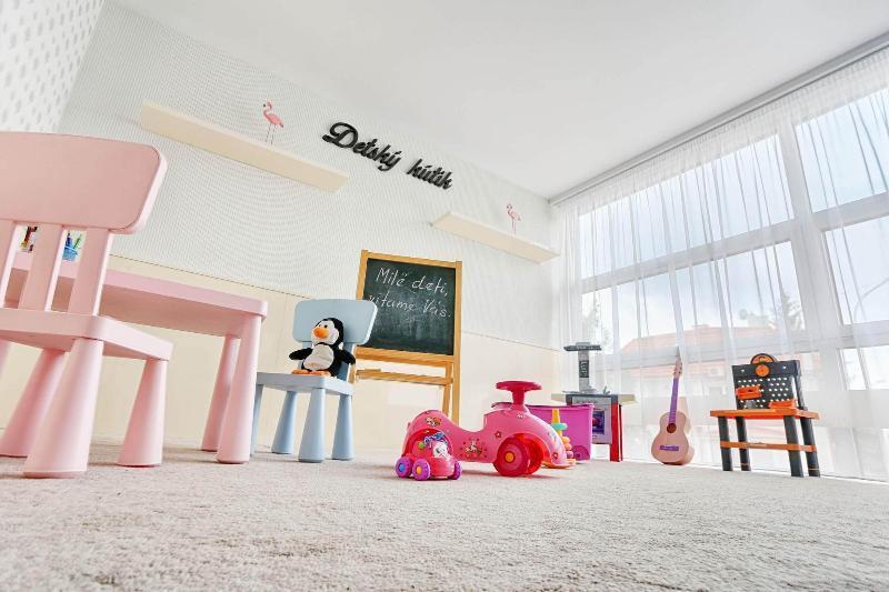 Hotel Magnolia Piest'any Dış mekan fotoğraf