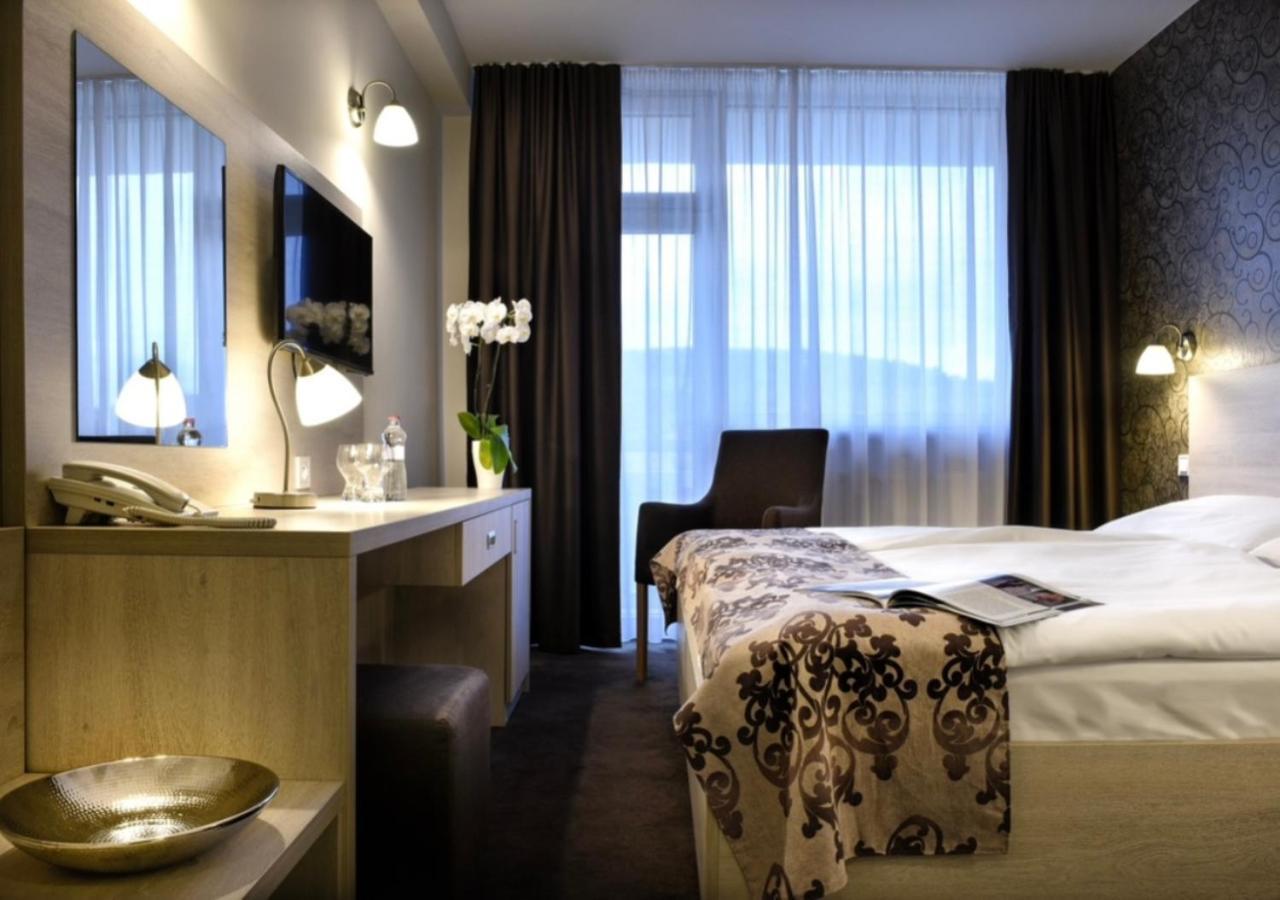 Hotel Magnolia Piest'any Dış mekan fotoğraf