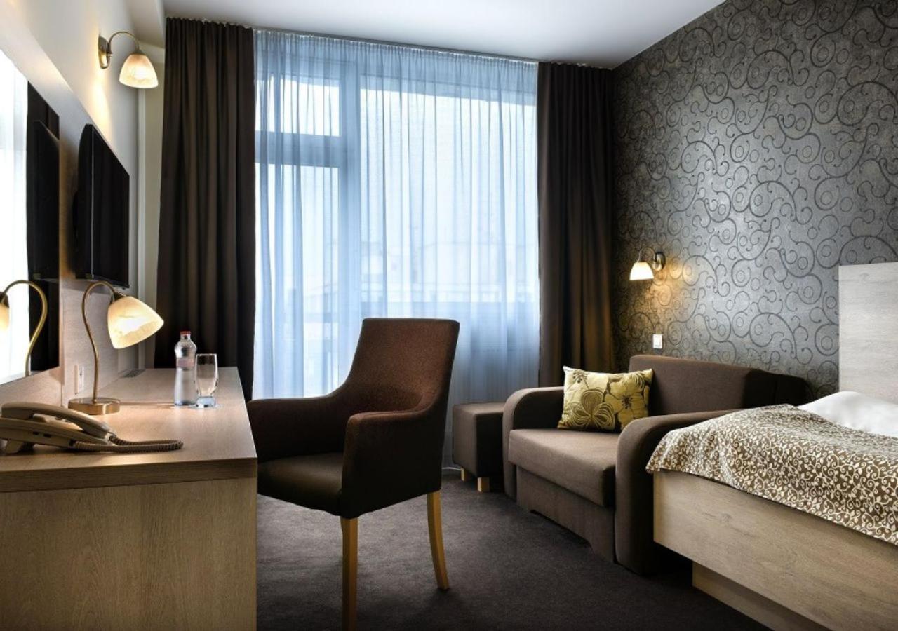 Hotel Magnolia Piest'any Dış mekan fotoğraf